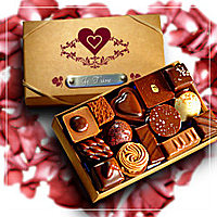 Light Brown Chocolate Box With I Love You Engraved In French (12 pieces)